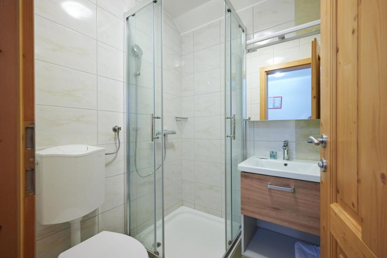 Guest House Hisa Sonca Luče Екстериор снимка