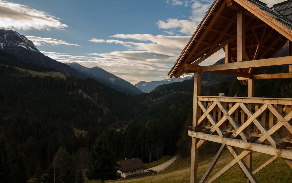 Guest House Hisa Sonca Luče Екстериор снимка